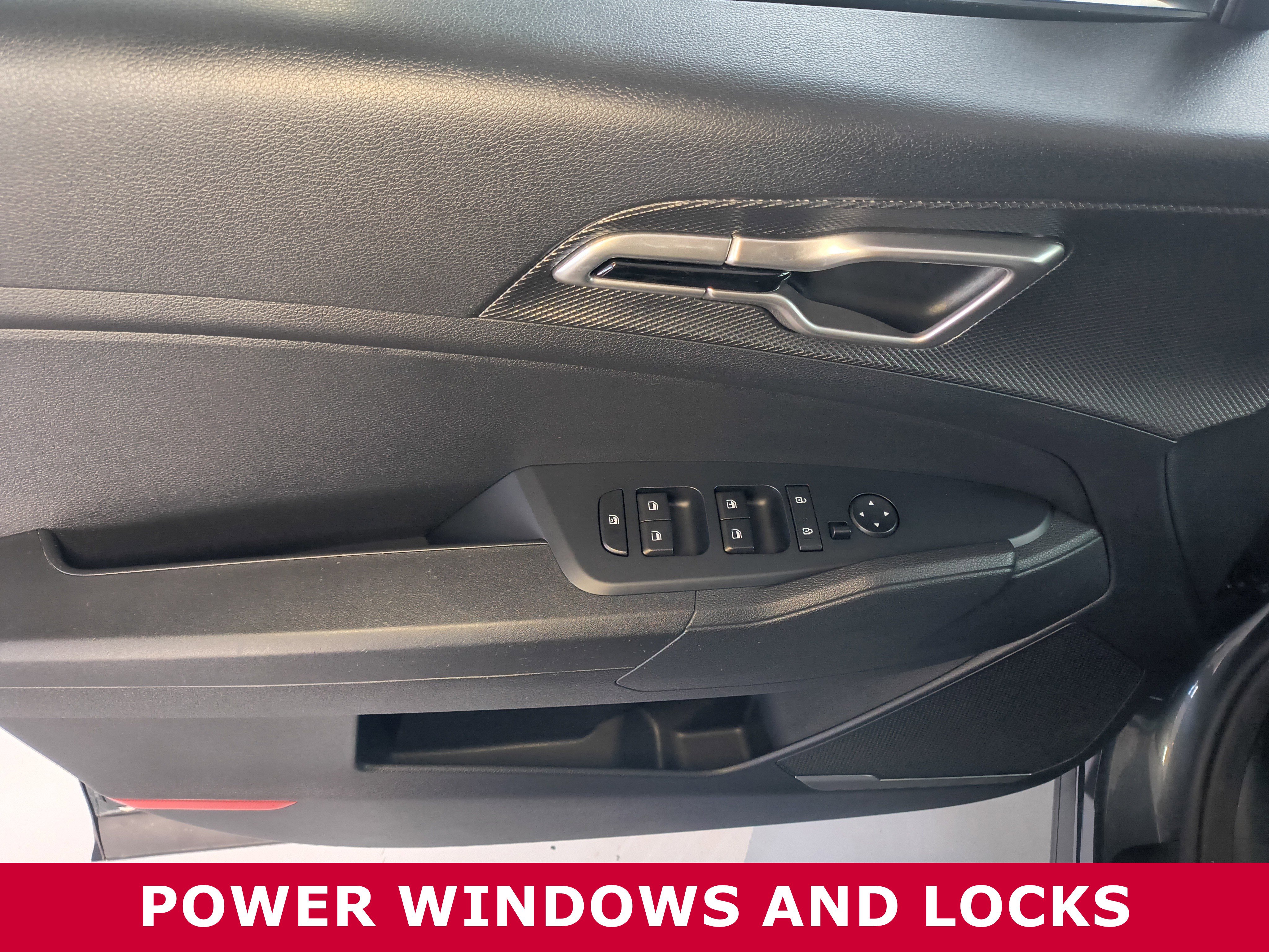 Used 2024 Kia Sportage LX image 19