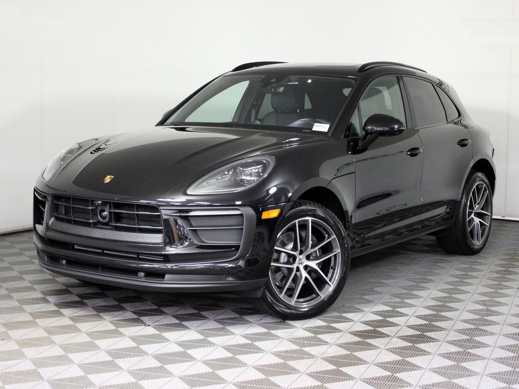 Used 2026 Porsche Macan image 1