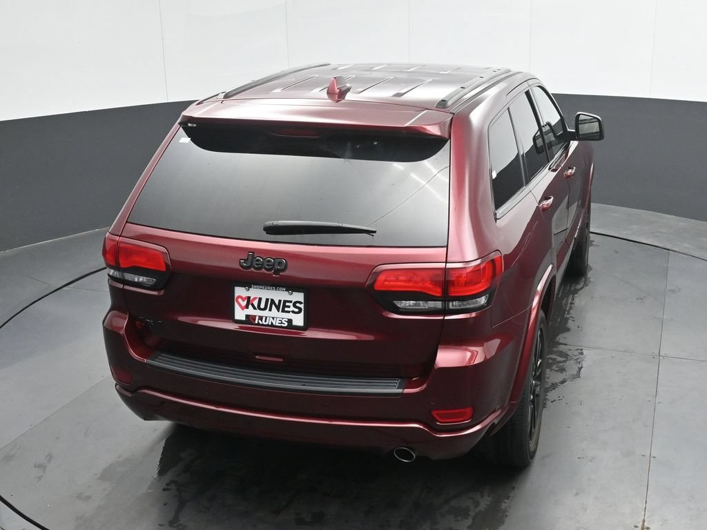 Used 2020 Jeep Grand Cherokee Altitude AWD/4WD image 31