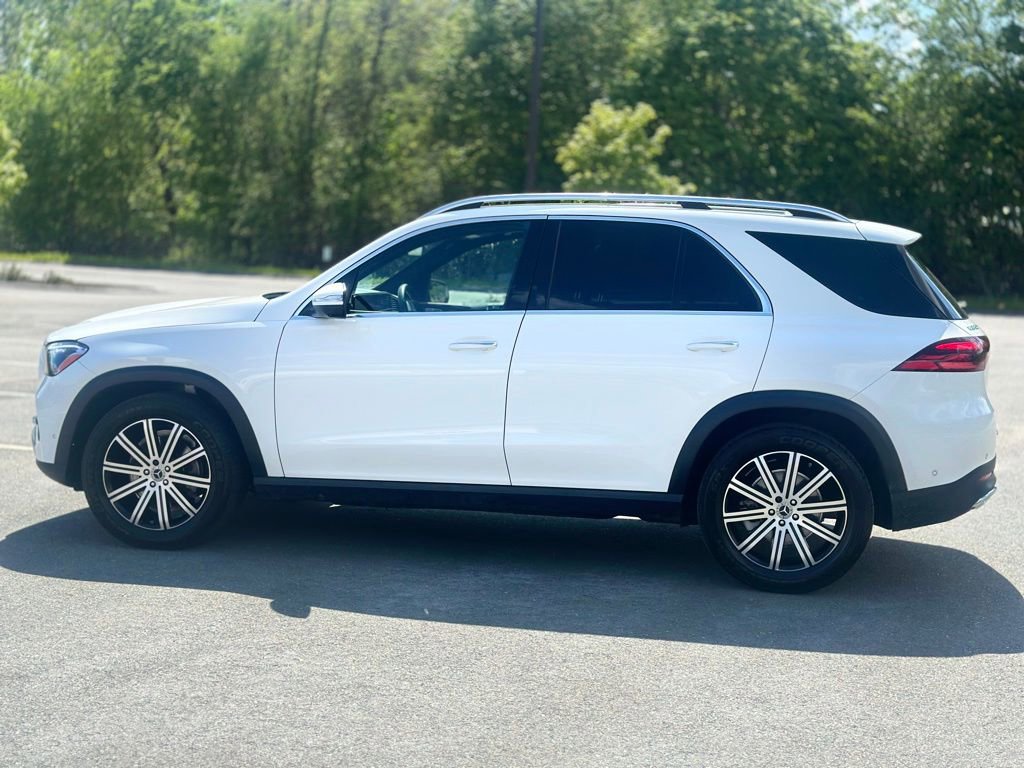 Used 2024 Mercedes-Benz GLE 350 4MATIC image 3
