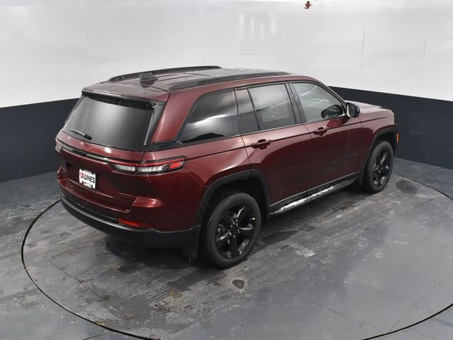 New 2025 Jeep Grand Cherokee Limited w/ Black Appearance Package image 47