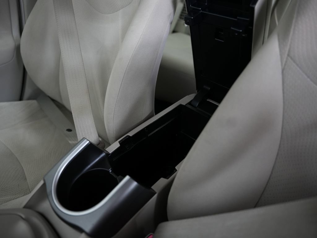 Used 2013 Toyota Prius Two FWD image 30