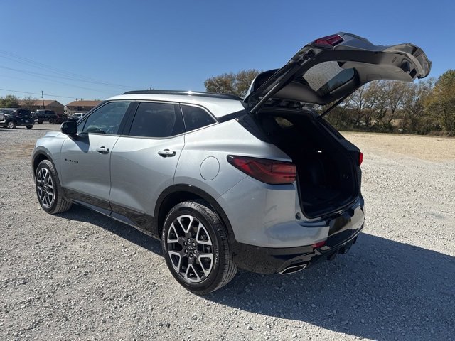 Used 2025 Chevrolet Blazer RS image 4