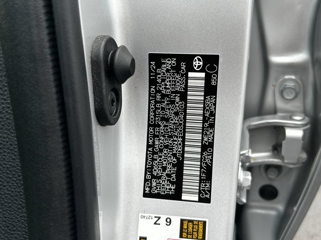 Used 2025 Toyota Corolla SE FWD image 32