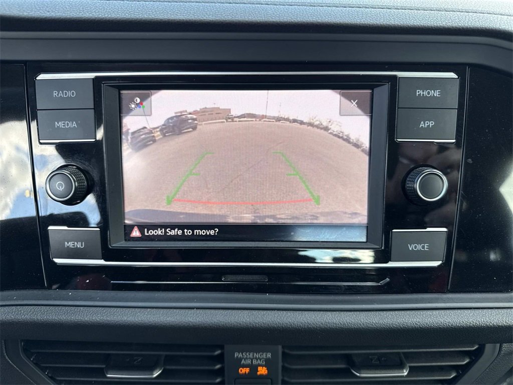 Used 2024 Volkswagen Jetta SE image 18