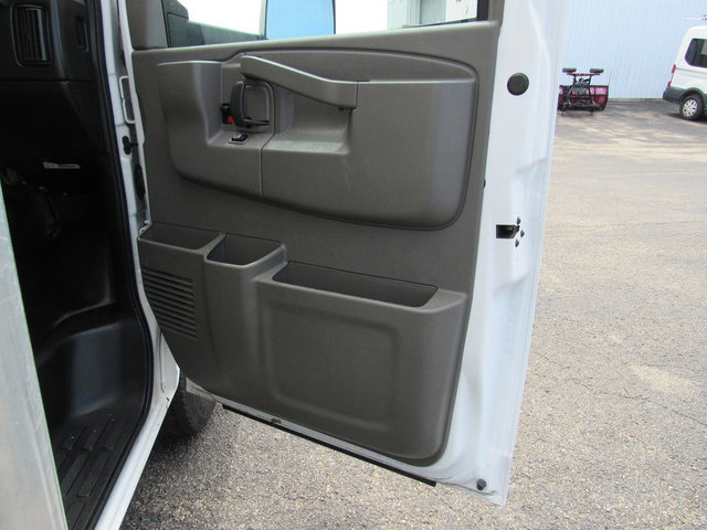 Used 2024 Chevrolet Express 3500 w/ Power Convenience Package RWD image 12