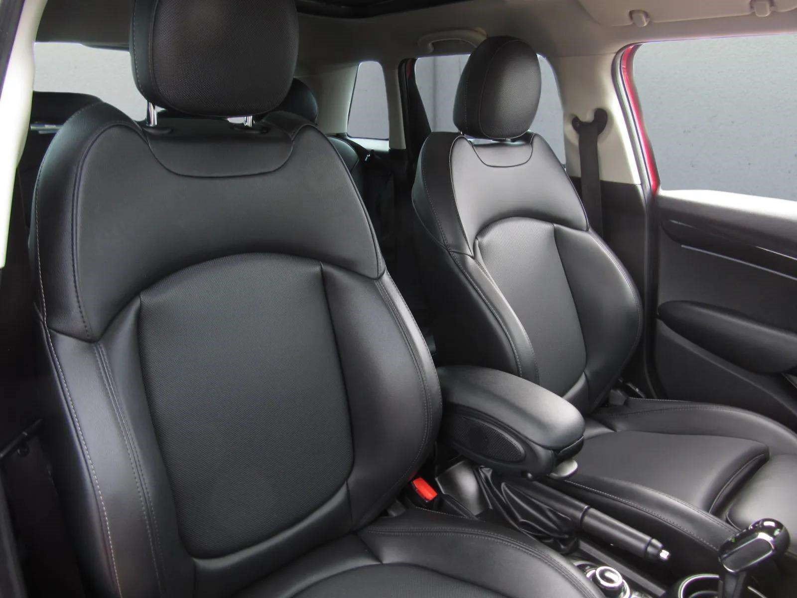Used 2022 MINI Cooper S FWD image 11