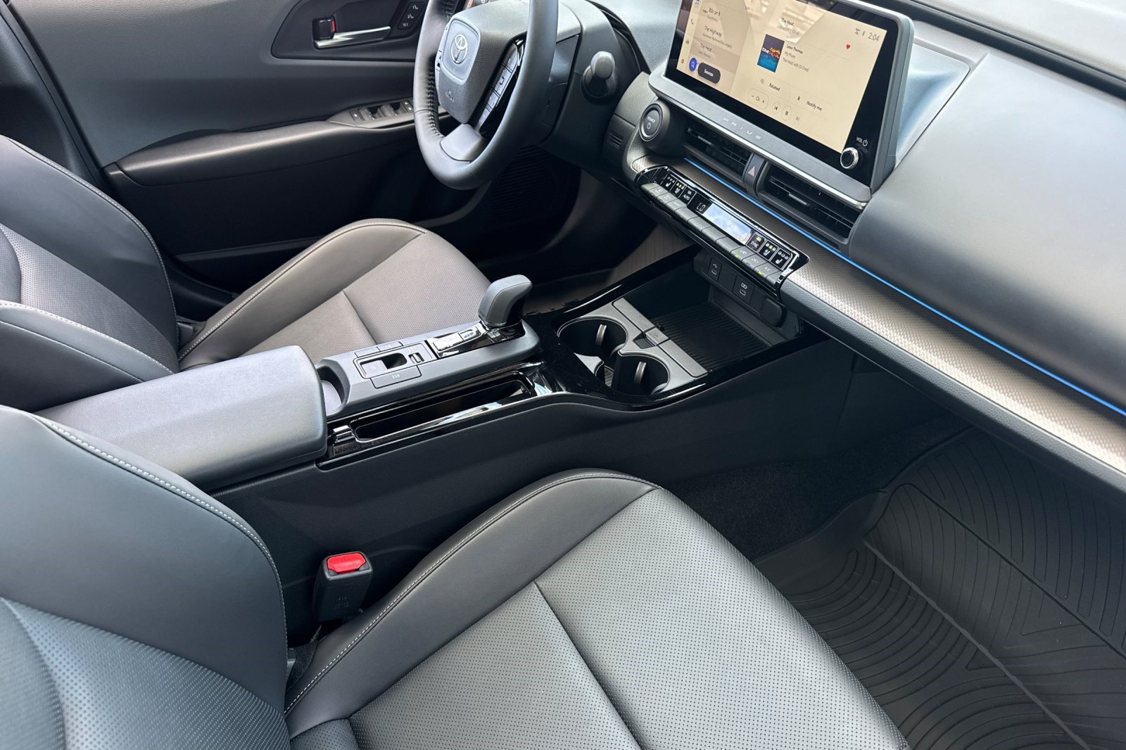 New 2027 Toyota Prius LE AWD/4WD image 27