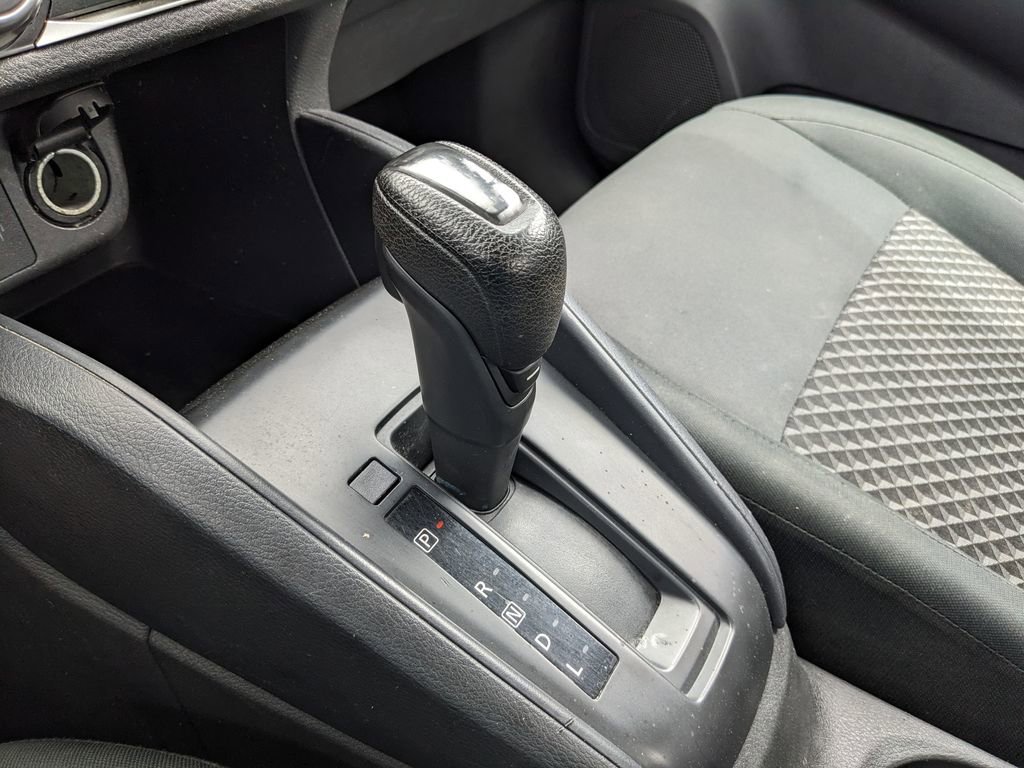 Used 2023 Nissan Versa S image 23