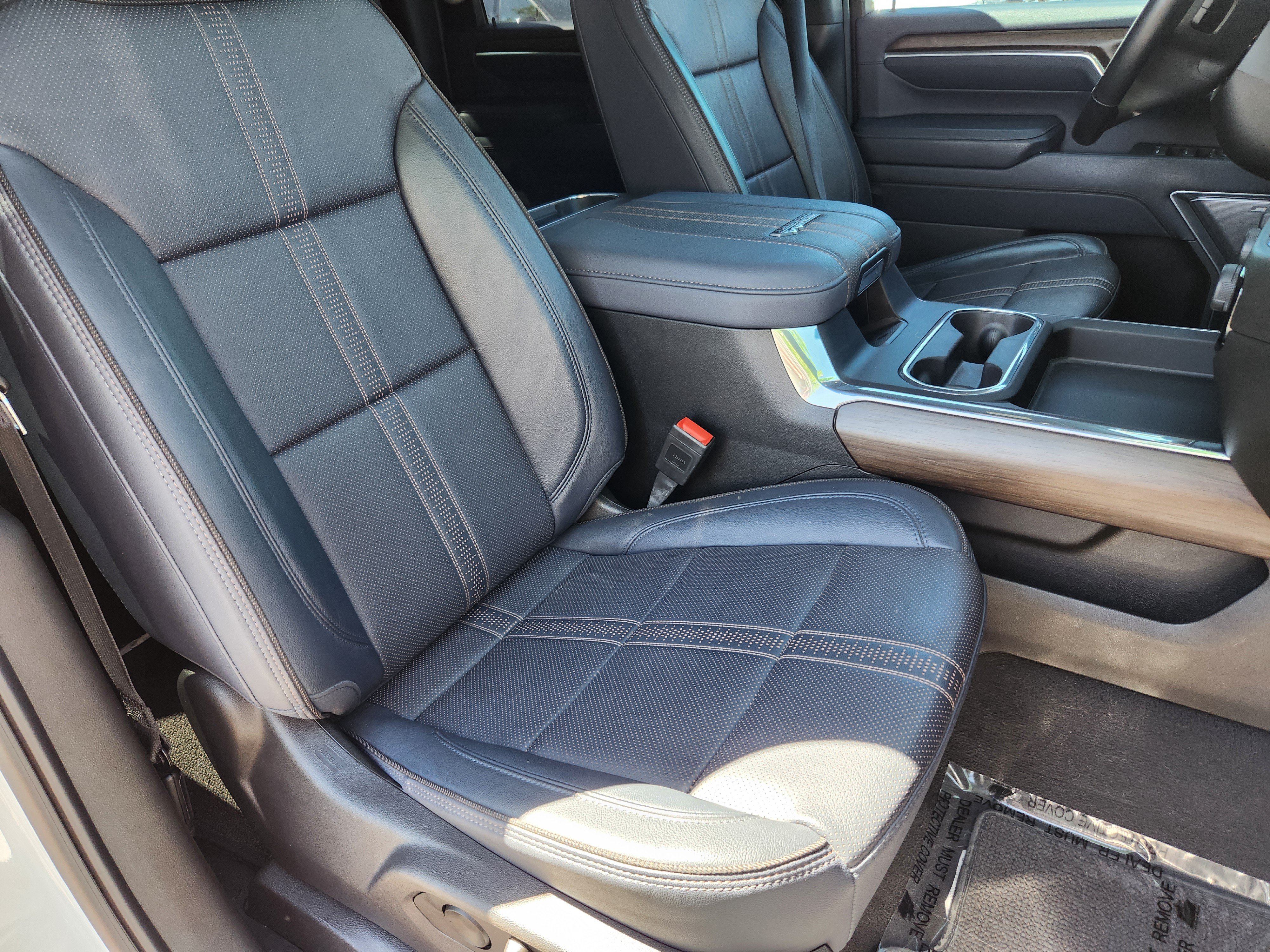 Used 2025 Chevrolet Silverado 3500 High Country w/ High Country Premium Package AWD/4WD image 20