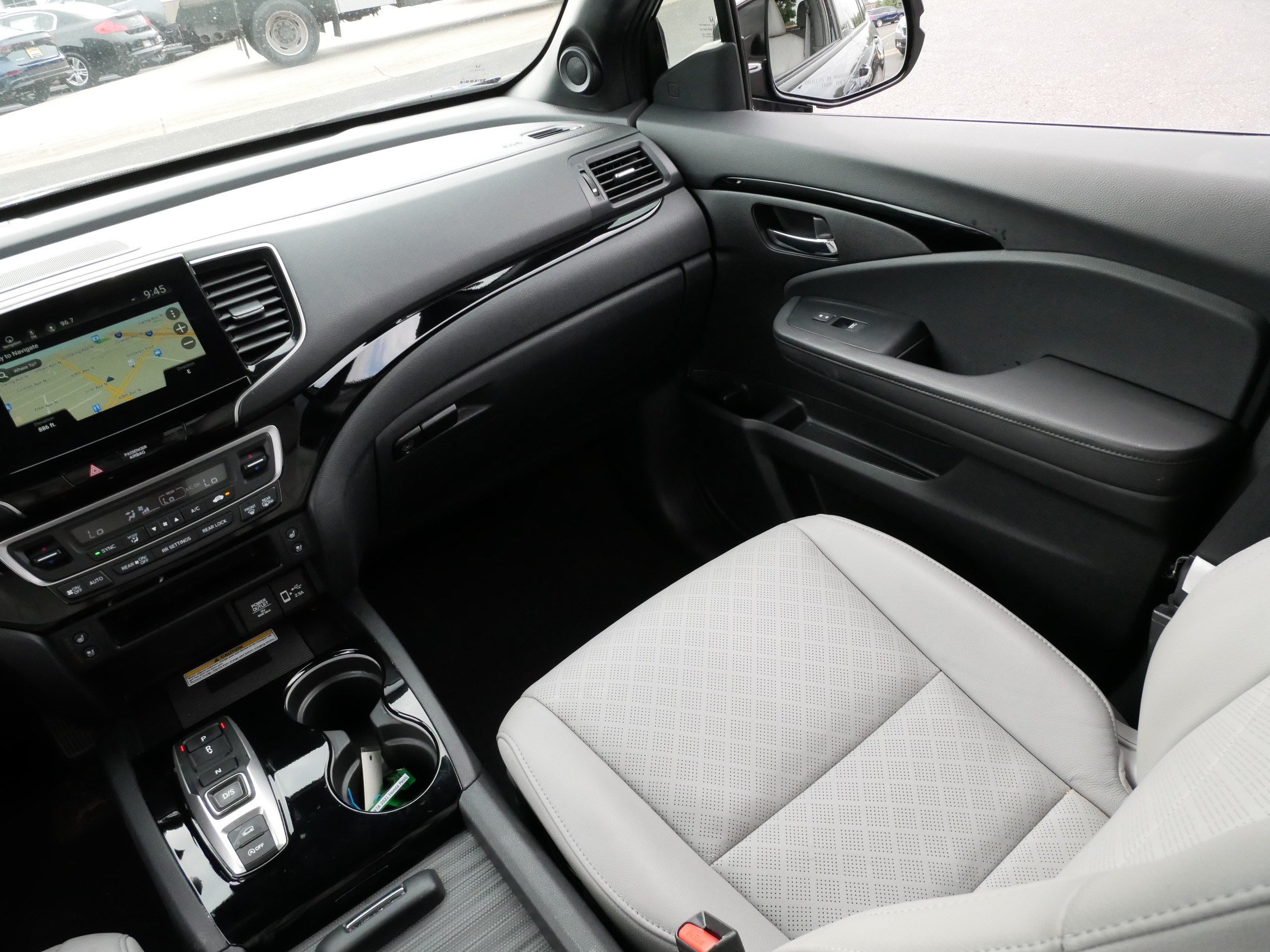 Used 2021 Honda Passport Elite image 11