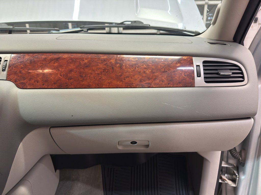 Used 2013 Chevrolet Avalanche LT w/ All-Star Edition image 24