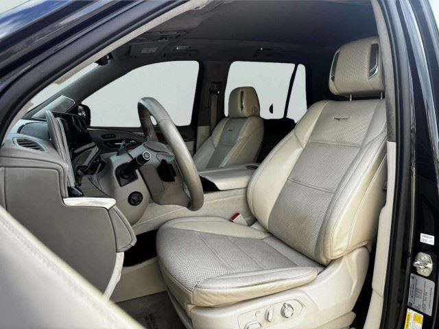Used 2021 Cadillac Escalade Premium Luxury Platinum AWD/4WD image 23
