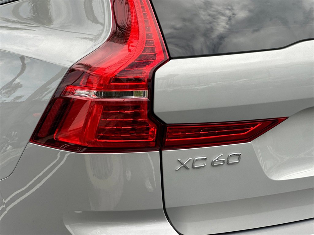 Certified 2023 Volvo XC60 B5 Ultimate image 26
