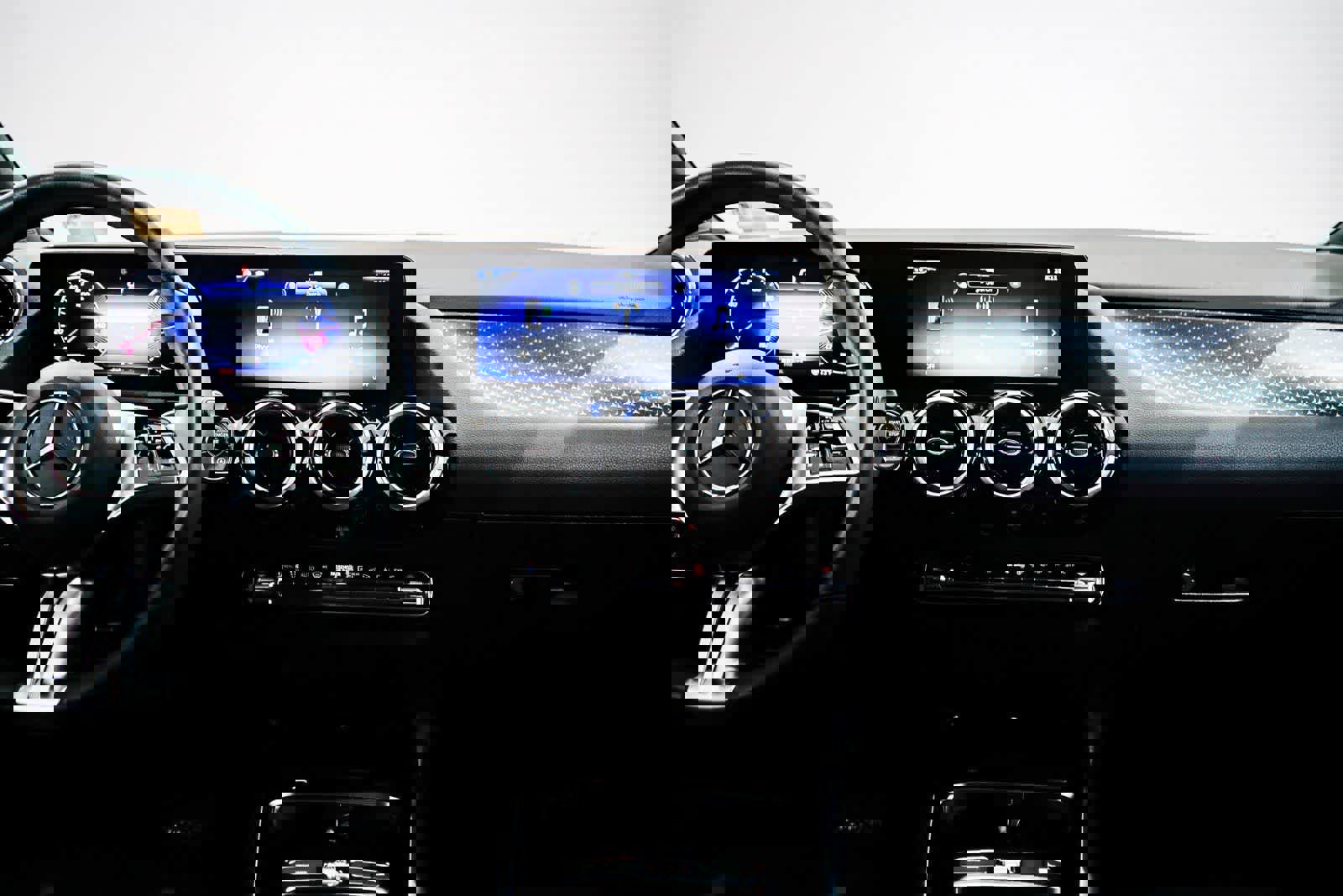 Used 2026 Mercedes-Benz GLA 250 image 12