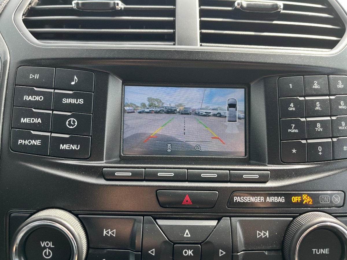 Used 2019 Ford Explorer XLT FWD image 14