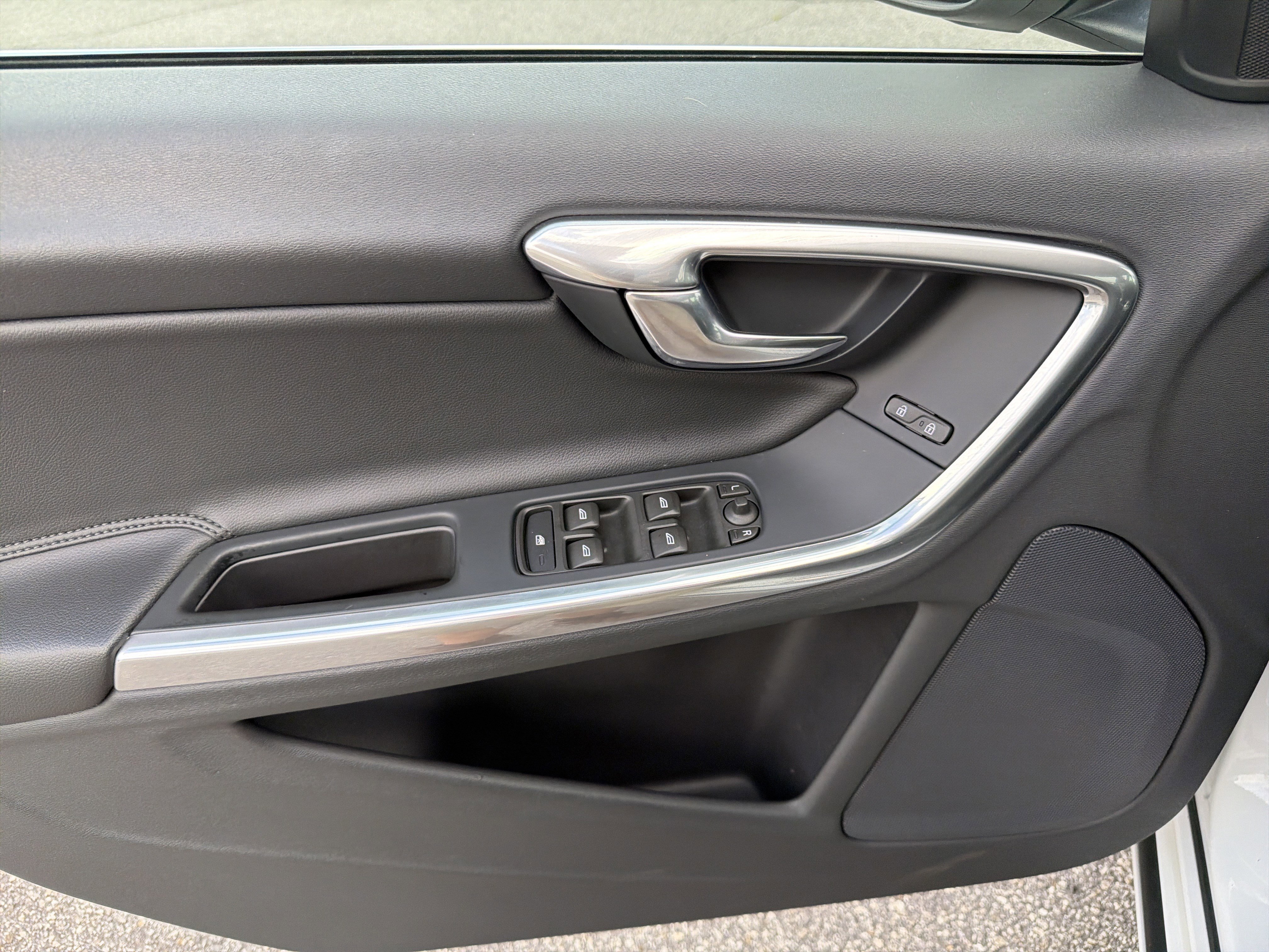 Used 2016 Volvo S60 T5 Premier FWD image 19