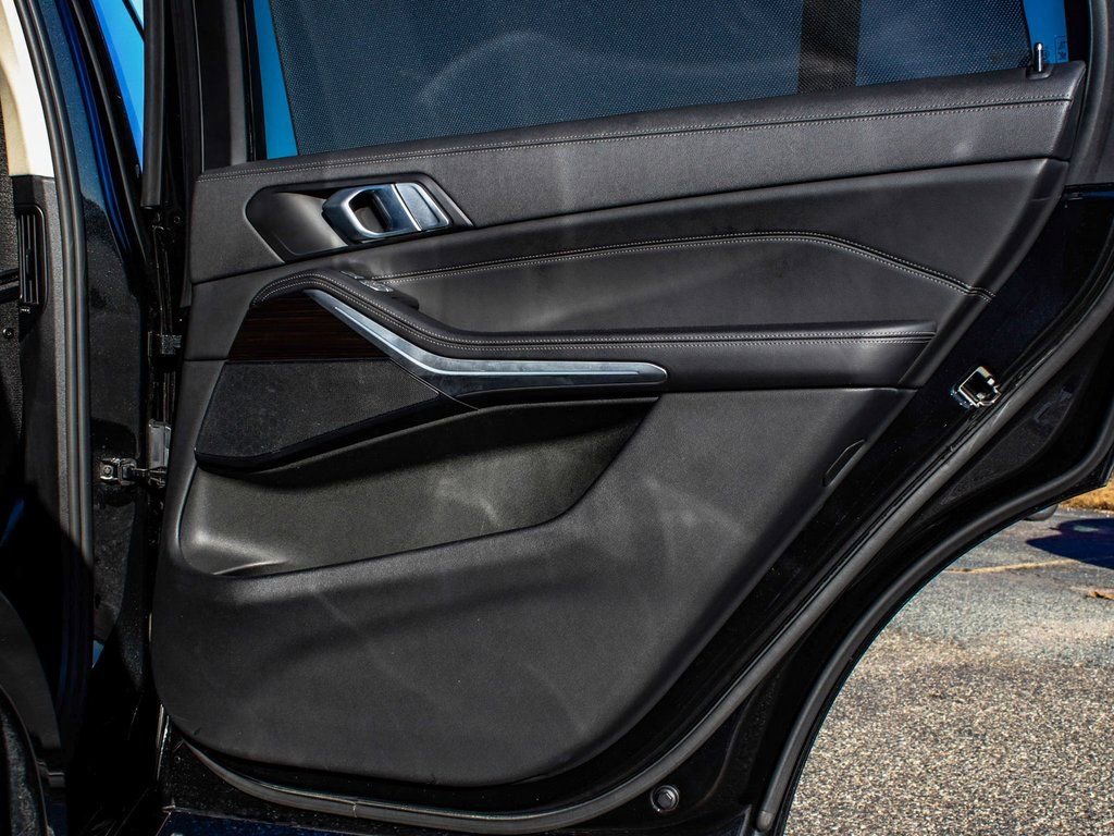 Used 2021 BMW X7 xDrive40i image 13