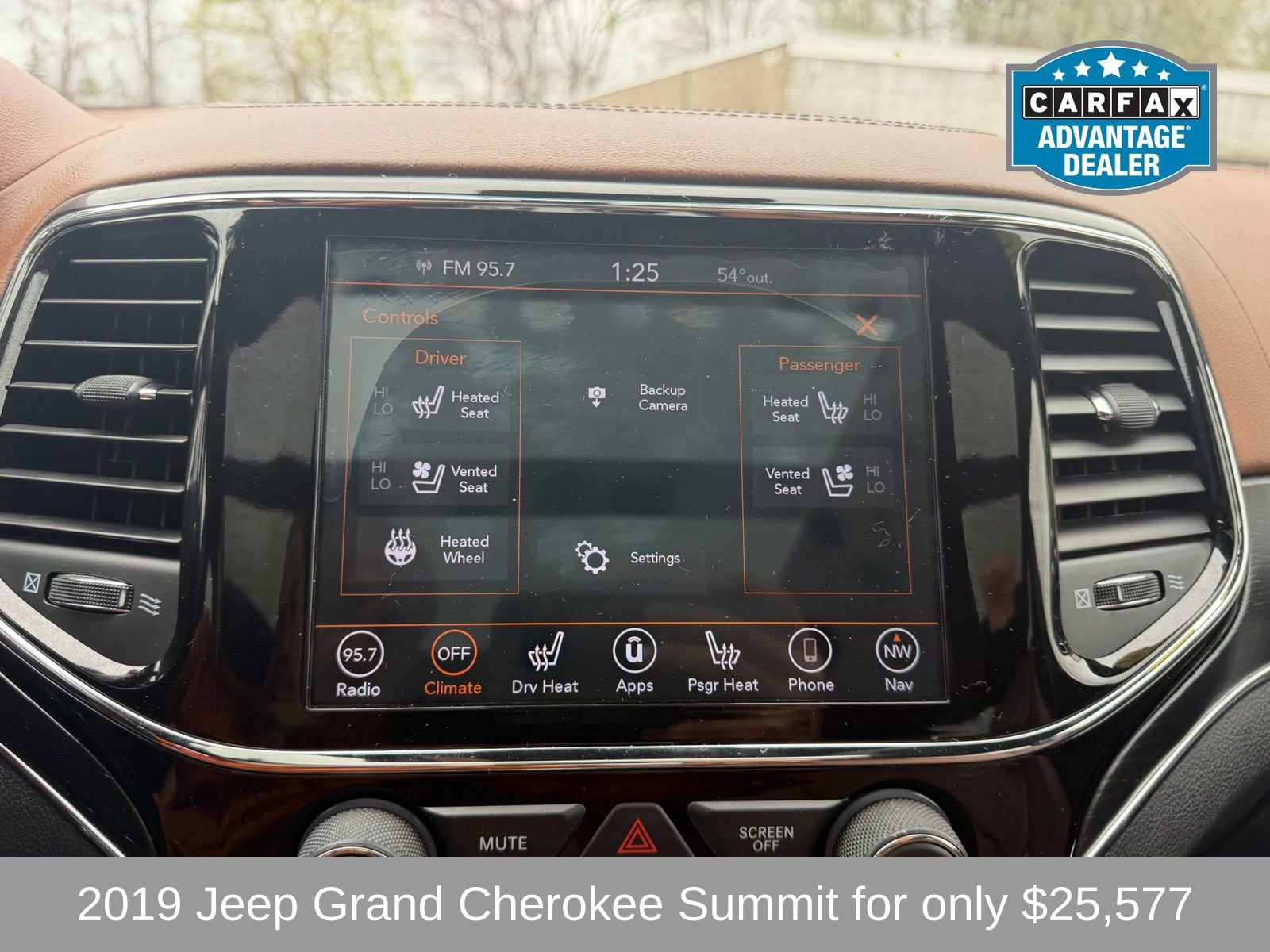 Used 2019 Jeep Grand Cherokee Summit w/ Skid Plate Group AWD/4WD image 21