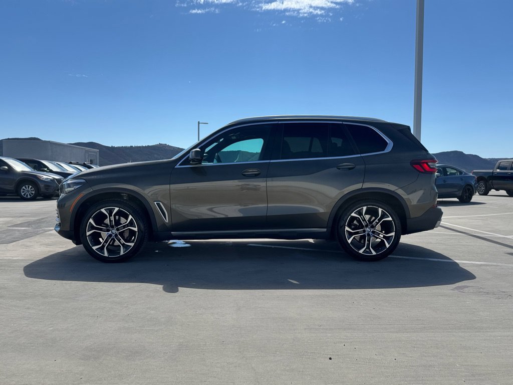 Used 2022 BMW X5 sDrive40i w/ Premium Package RWD image 7