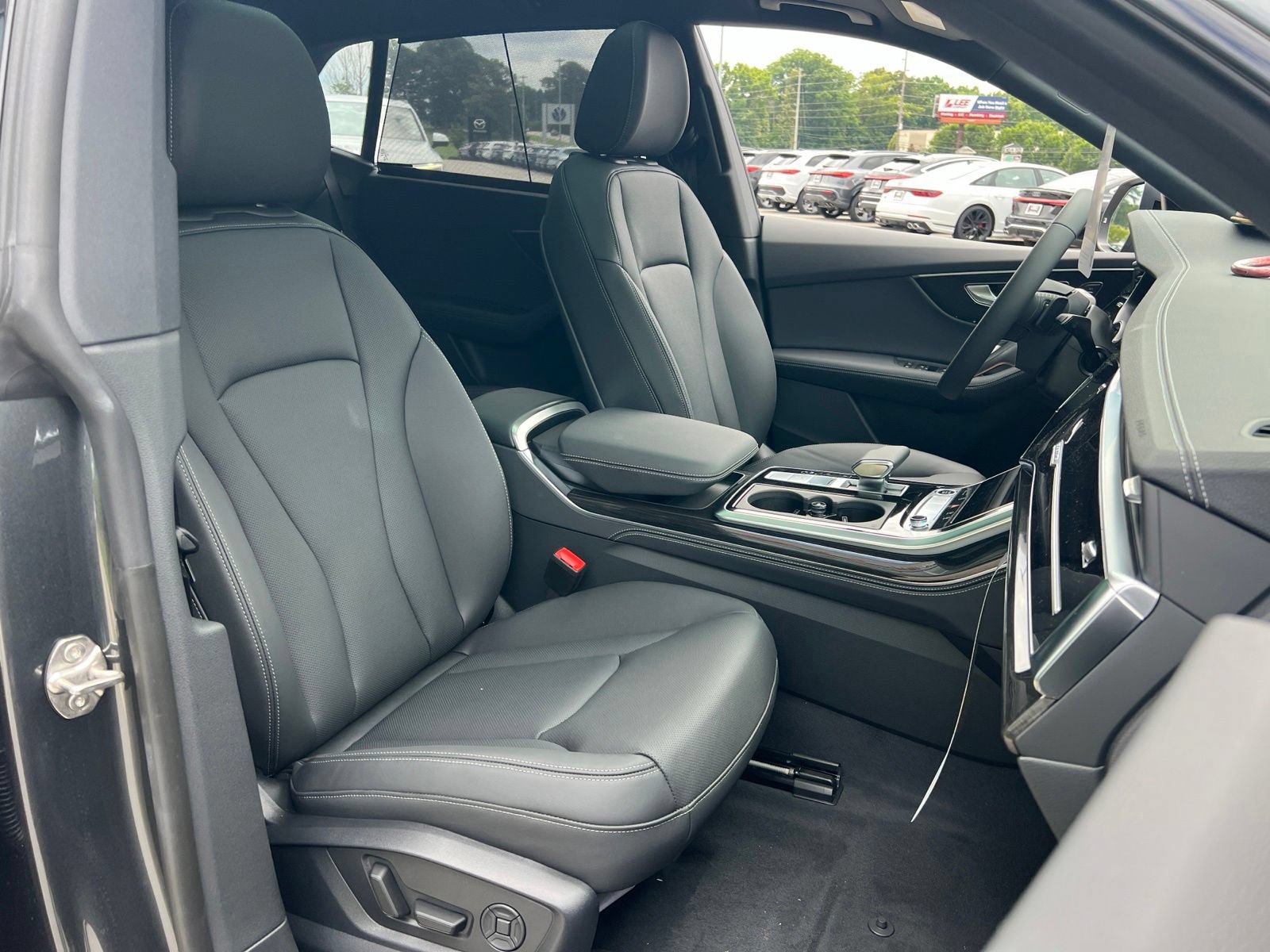 New 2026 Audi Q8 Premium Plus AWD/4WD image 36