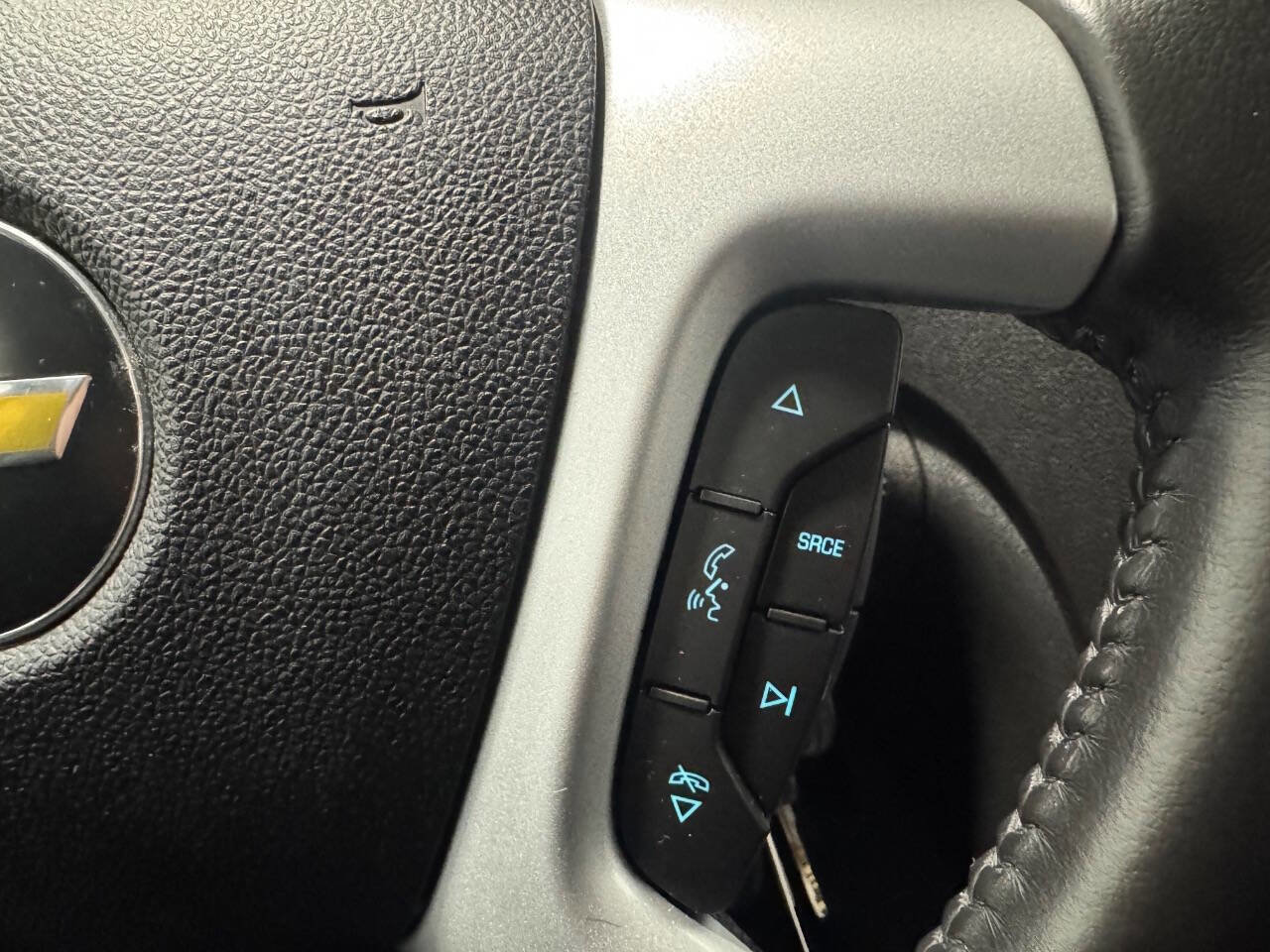 Used 2011 Chevrolet Traverse LT w/ Red Premiere Package image 28