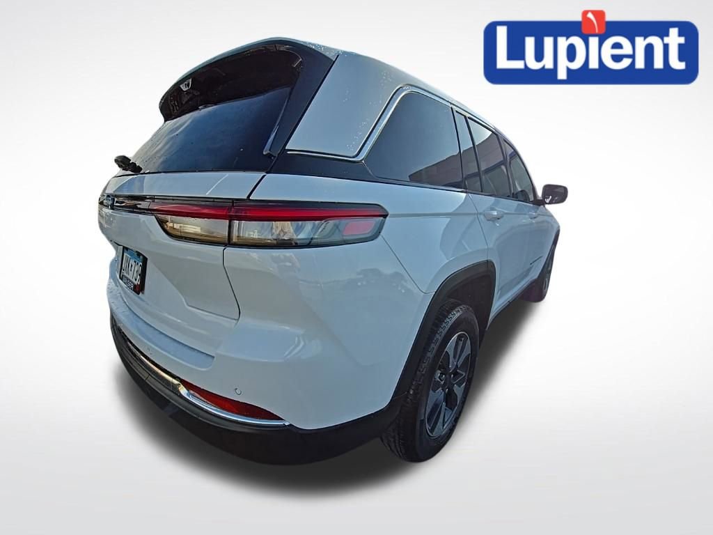 Used 2022 Jeep Grand Cherokee Limited 4xe w/ Luxury Tech Group II video 3