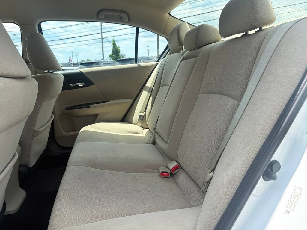 Used 2013 Honda Accord LX image 17