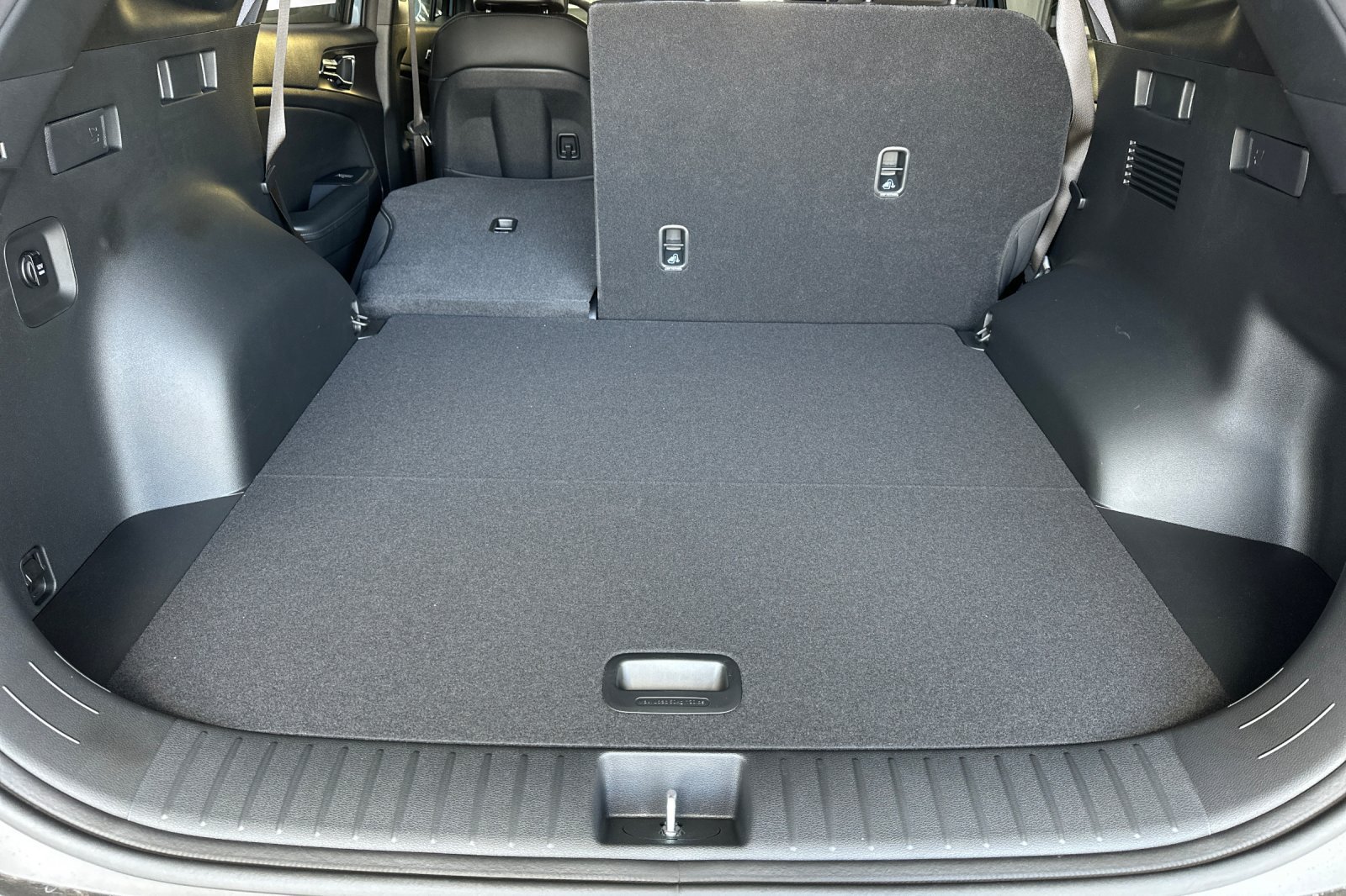 New 2026 Kia Sportage X-Line AWD/4WD image 15