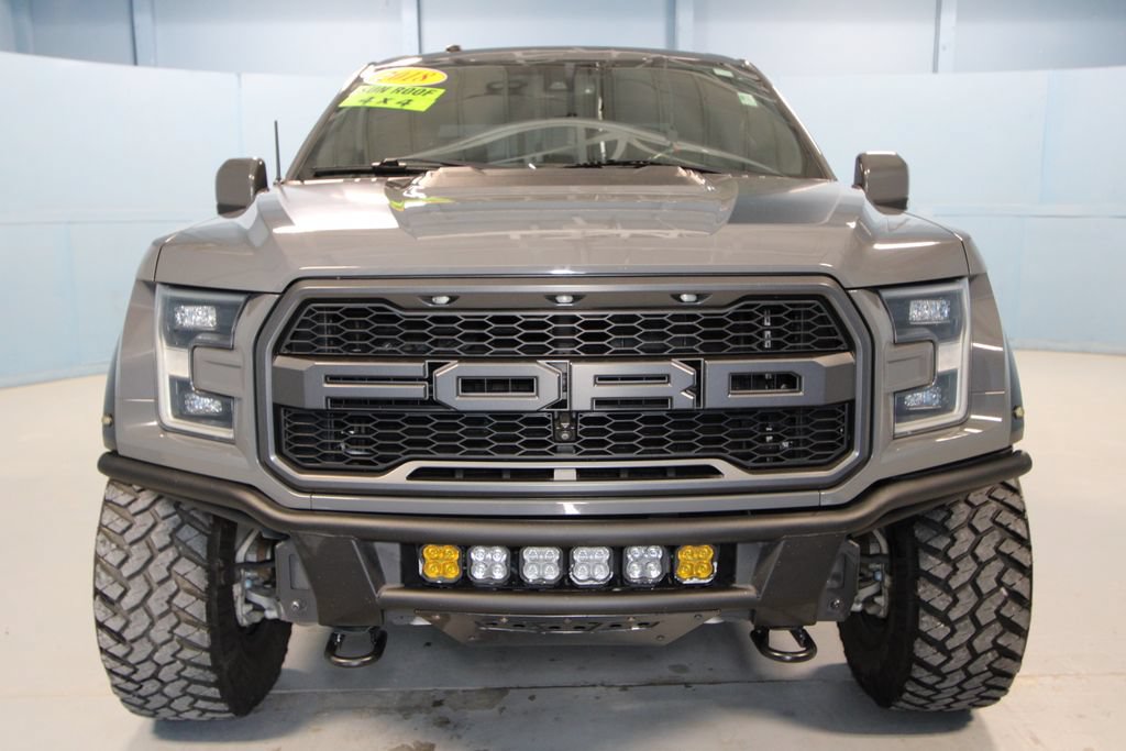 Used 2018 Ford F150 Raptor w/ Equipment Group 802A Luxury AWD/4WD image 30