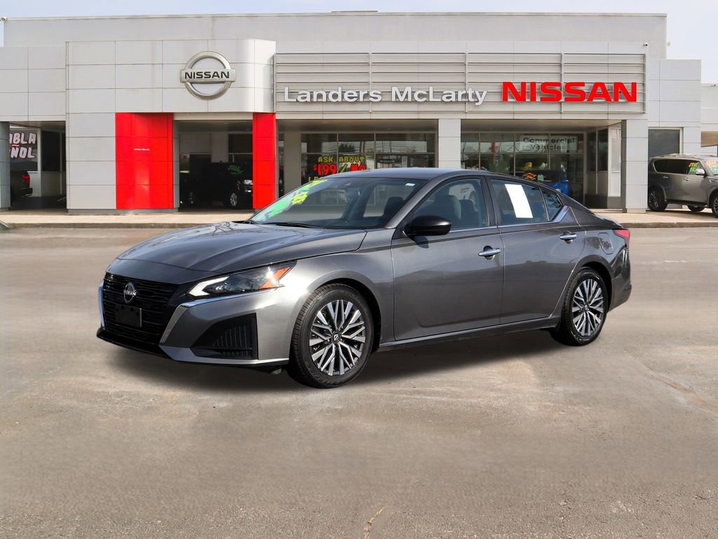 Used 2024 Nissan Altima 2.5 SV image 7