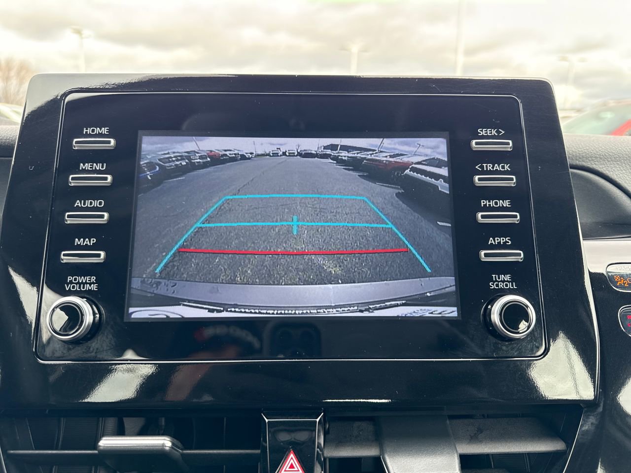 Used 2024 Toyota Camry SE image 18