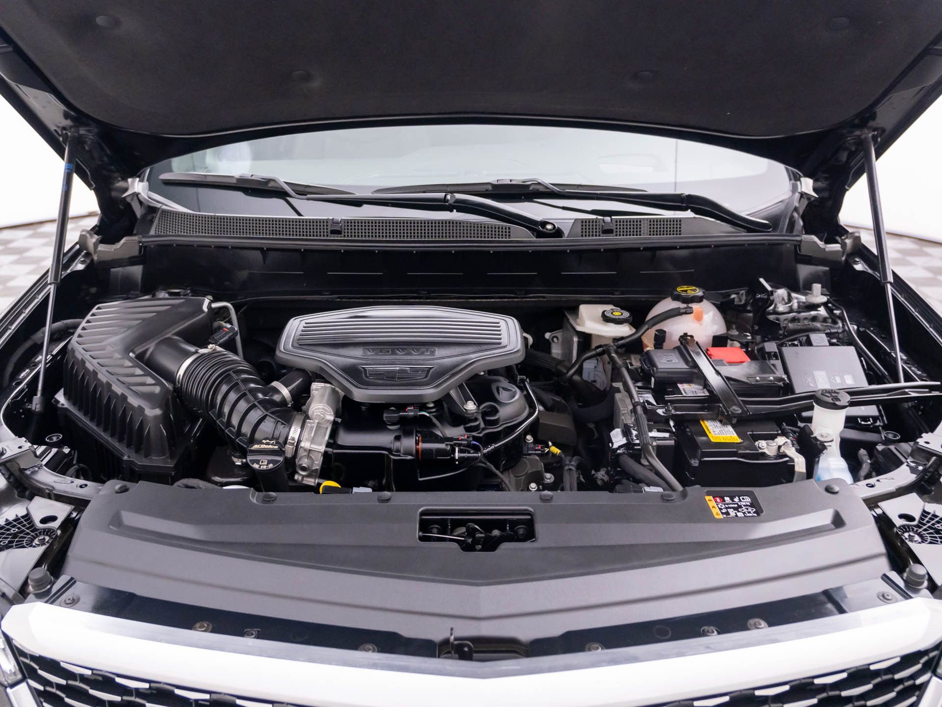 Certified 2025 Cadillac XT6 Premium Luxury w/ Platinum Package image 29