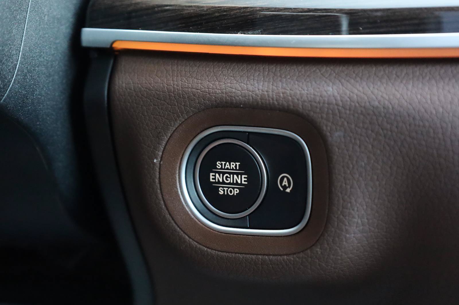 Used 2025 Mercedes-Benz GLE 350 4MATIC image 39