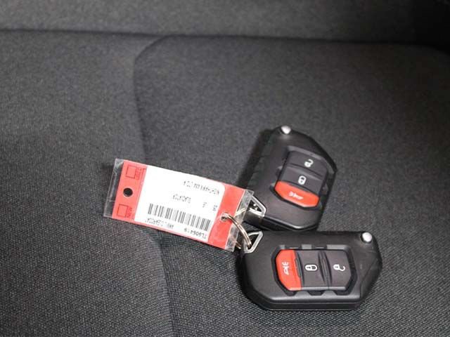 Used 2025 Jeep Gladiator Sport AWD/4WD image 17