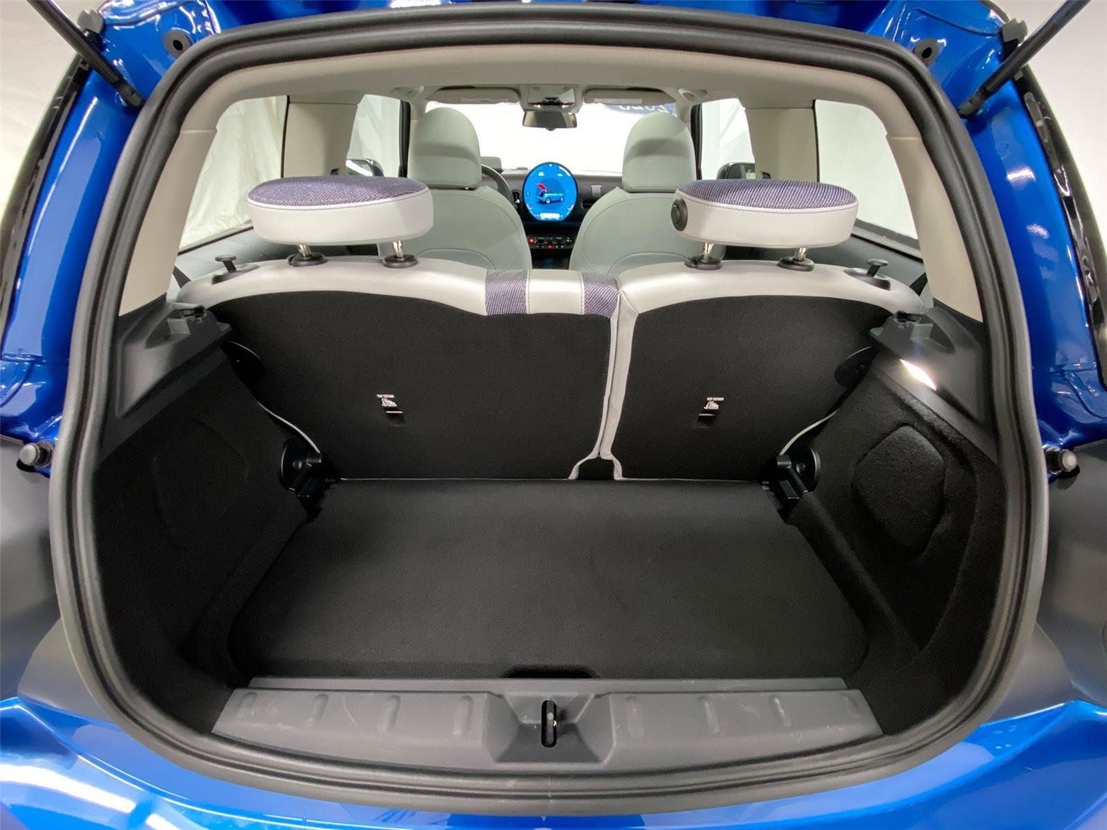 Certified 2025 MINI Cooper S image 25