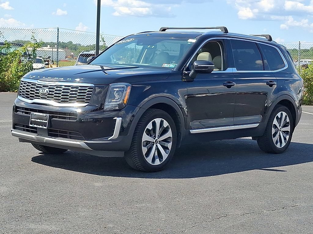 Used 2020 Kia Telluride EX w/ EX Premium Package AWD/4WD image 3