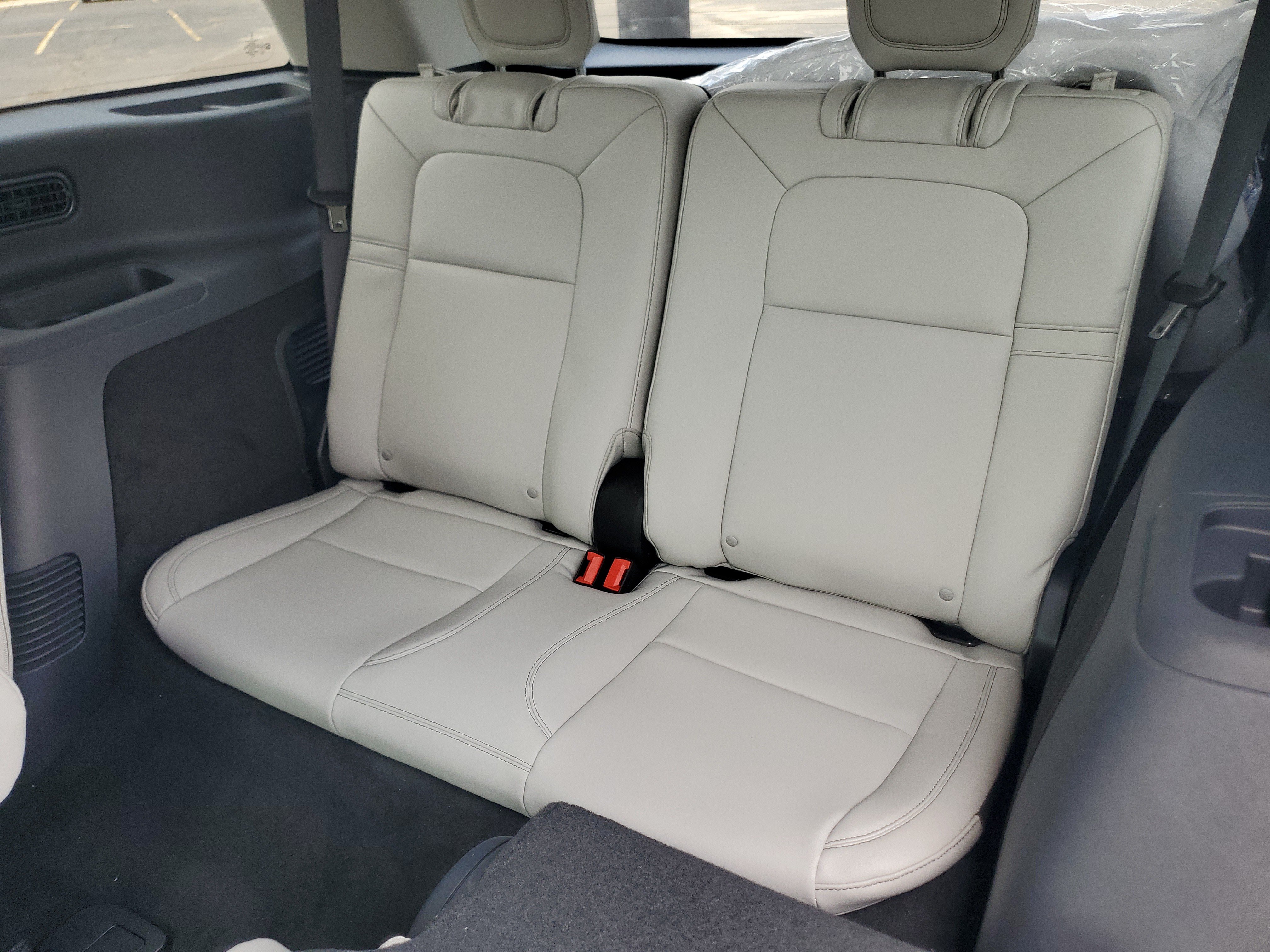 New 2026 Lincoln Aviator AWD image 27