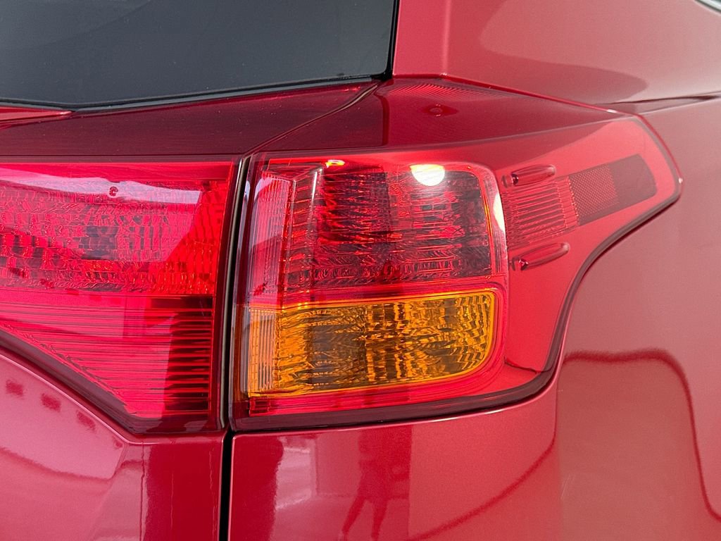 Used 2015 Toyota RAV4 XLE FWD image 31