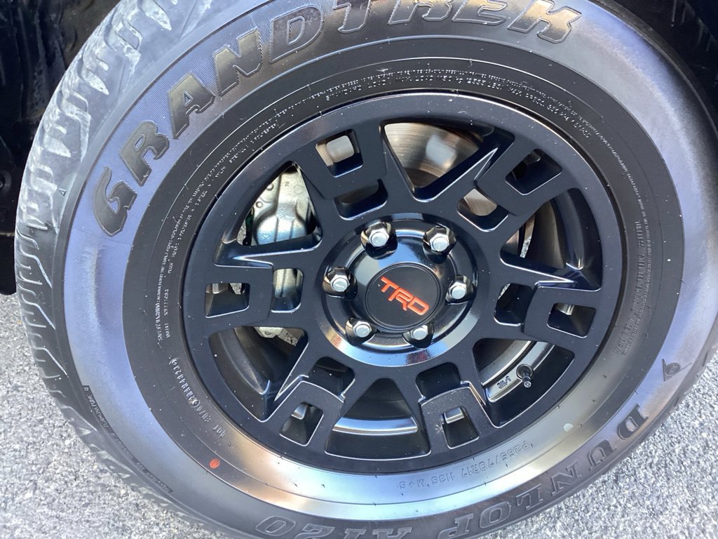 Certified 2024 Toyota 4Runner TRD Off-Road Premium w/ Off Road Premium Plus Package AWD/4WD image 8