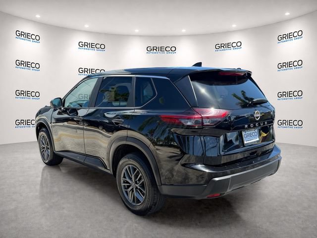 Used 2024 Nissan Rogue S FWD image 5