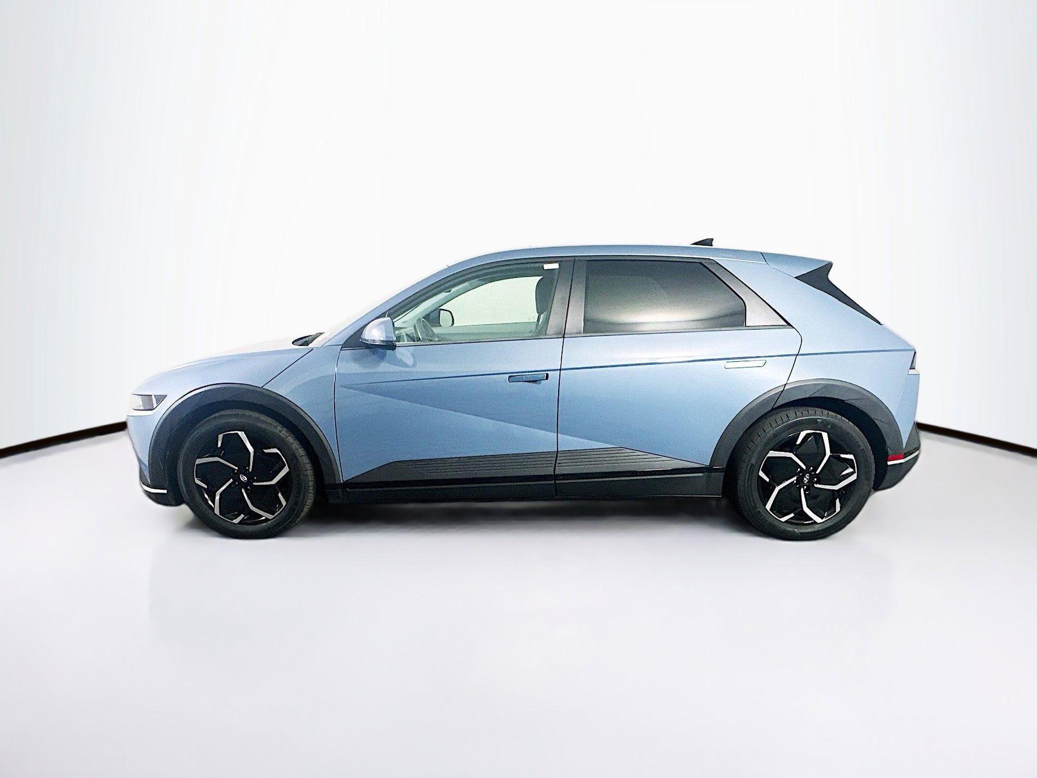 Used 2024 Hyundai Ioniq 5 SEL RWD image 4