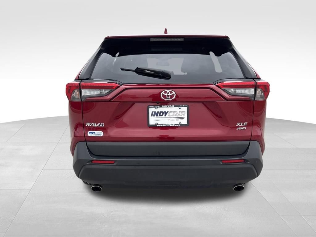 Used 2023 Toyota RAV4 XLE image 5