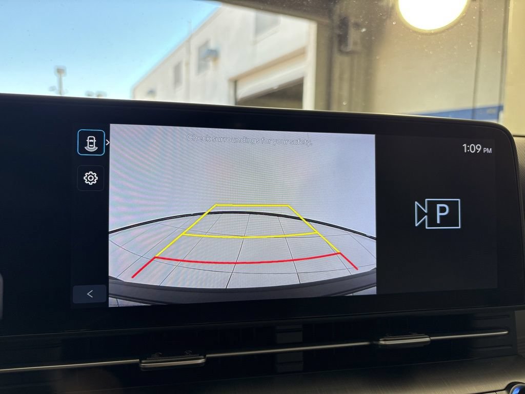 Certified 2025 Hyundai Kona SEL FWD image 33