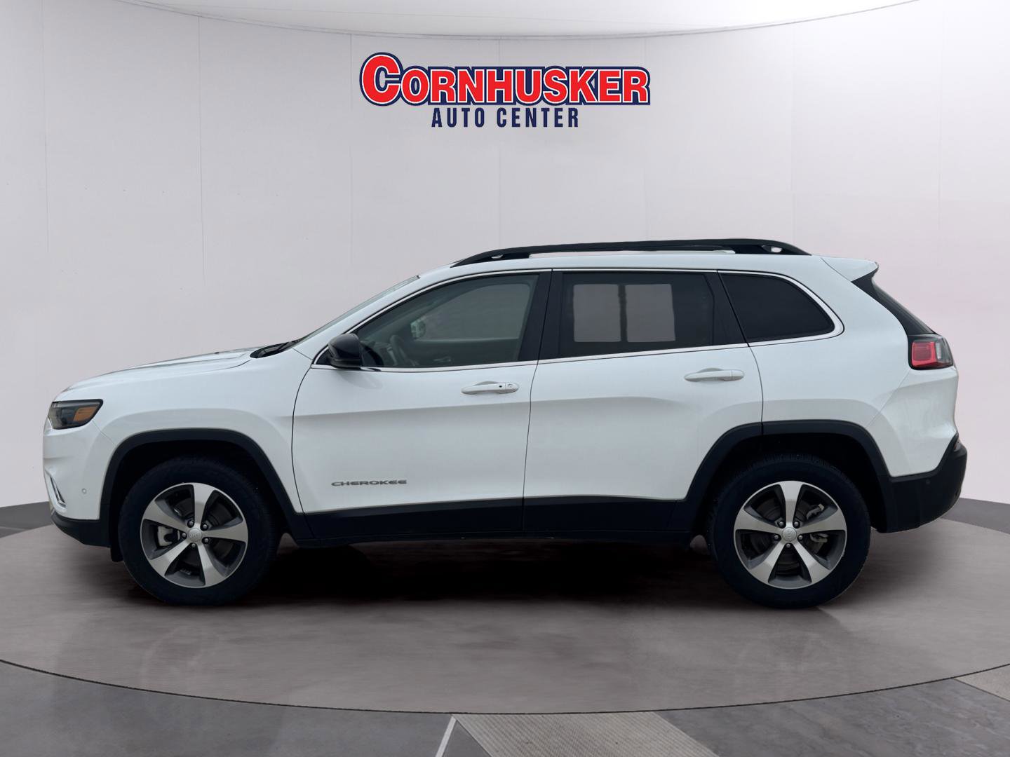 Certified 2022 Jeep Cherokee Limited AWD/4WD image 4