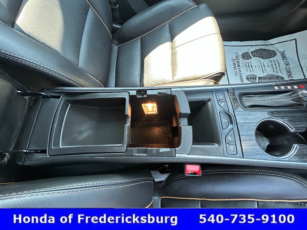 Used 2018 Chevrolet Impala Premier w/ Premier Convenience Package FWD image 23