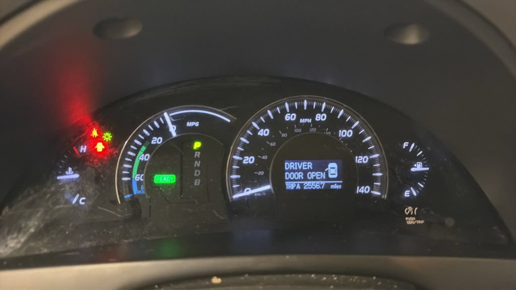 Used 2010 Toyota Camry Hybrid FWD image 13
