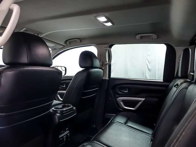 Used 2020 Nissan Titan SL AWD/4WD image 15