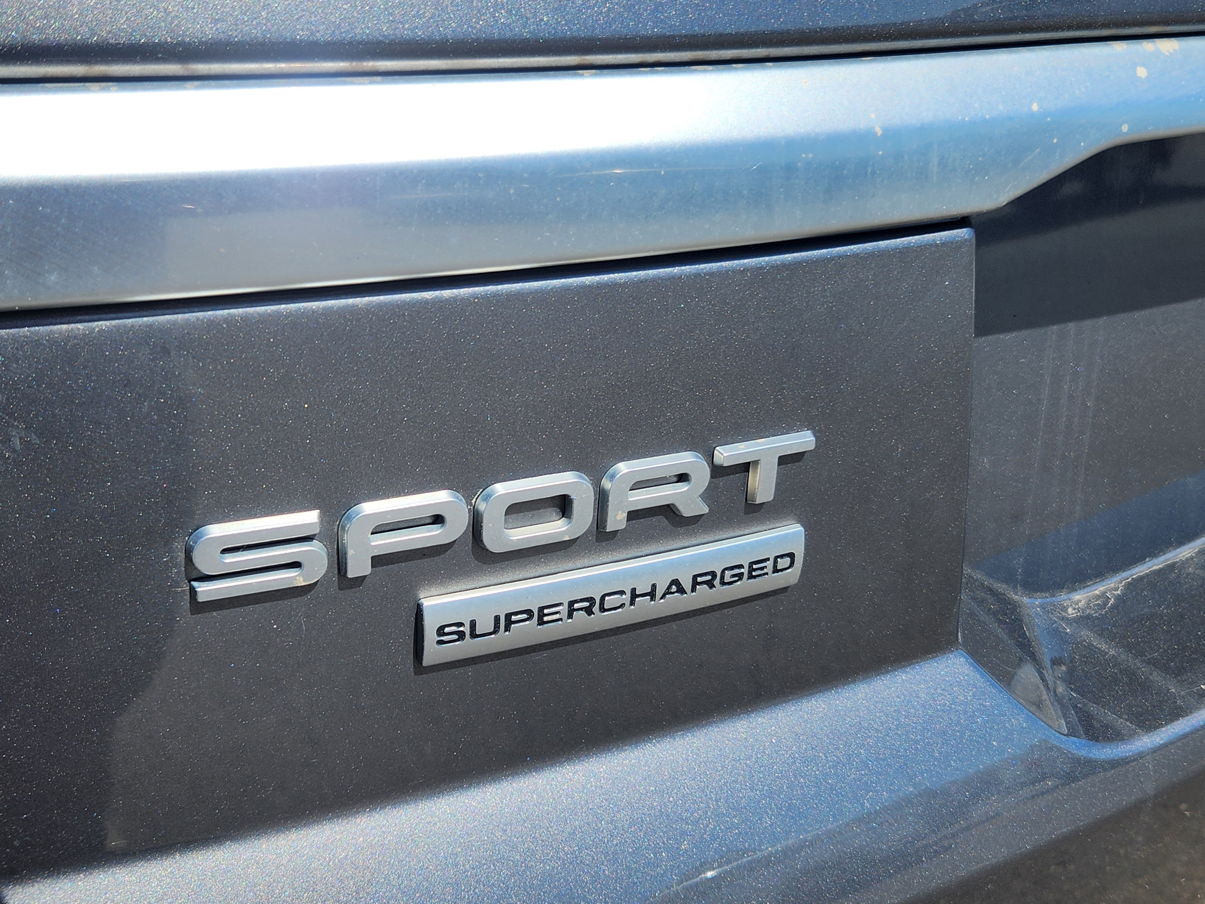 Used 2017 Land Rover Range Rover Sport AWD/4WD image 18