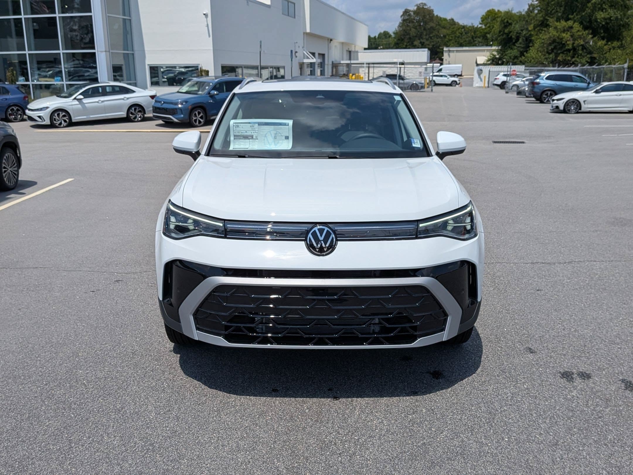 New 2026 Volkswagen Taos SEL AWD/4WD image 8